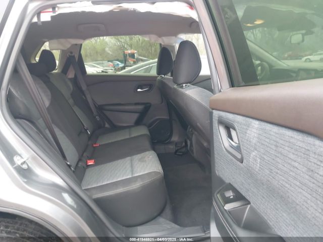 JN8BT3BB7PW470327 Nissan Rogue Sv Intelligent Awd