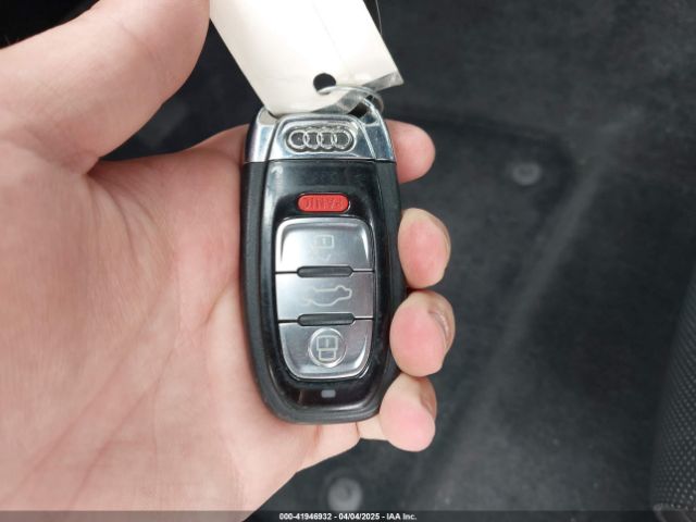 2013 AUDI S8 WAUD2AFD1DN030416 Photo 10