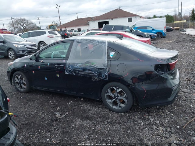 3KPF24AD7LE168257 KIA Forte Lxs