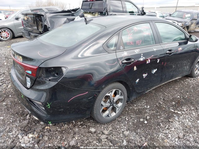 3KPF24AD7LE168257 KIA Forte Lxs