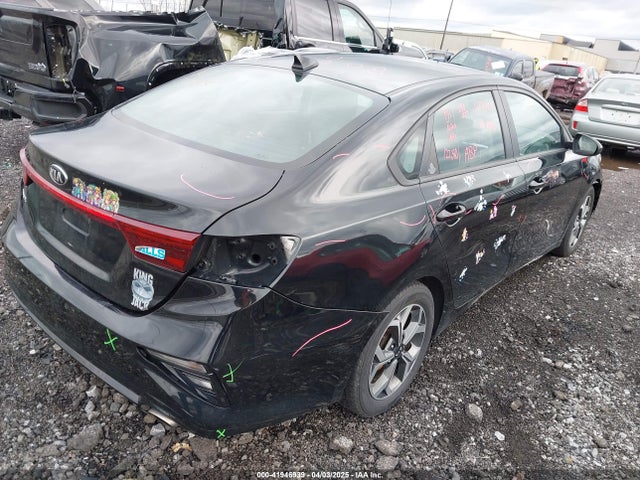 3KPF24AD7LE168257 KIA Forte Lxs