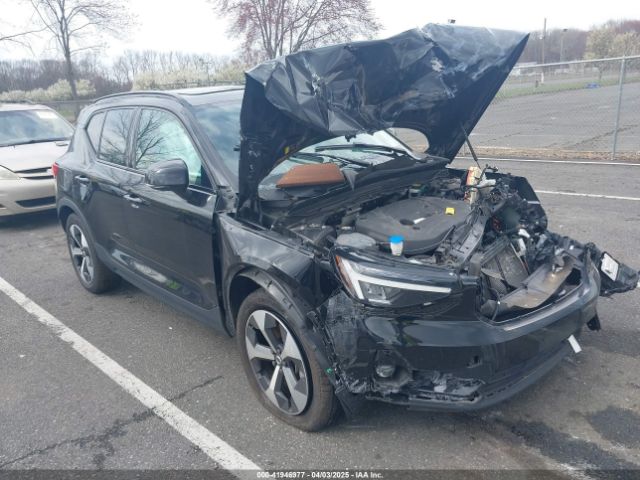 2023 VOLVO XC40 YV4L12UWXP2009398