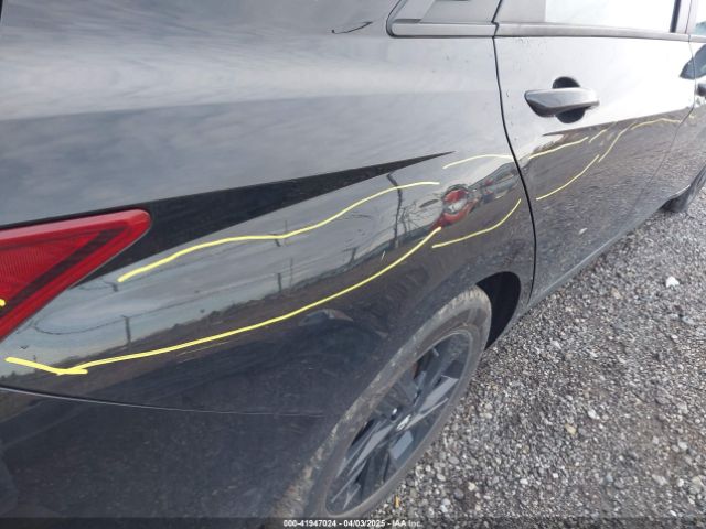5NPLM4AG8MH018887 Hyundai ELANTRA SEL