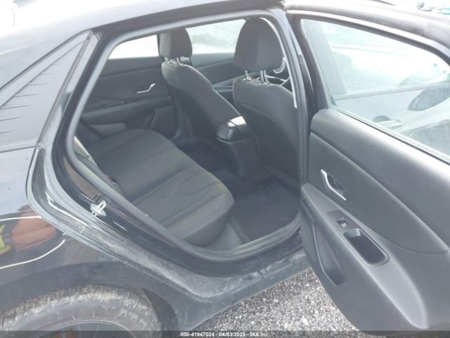 5NPLM4AG8MH018887 Hyundai ELANTRA SEL