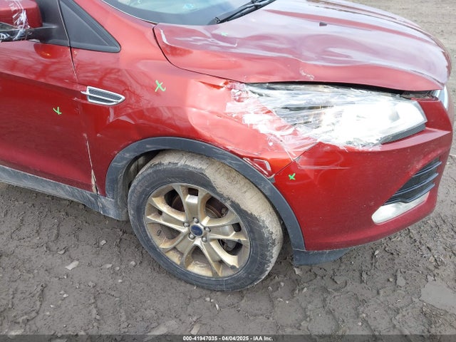 1FMCU9JX1FUA56091 Ford Escape Titanium
