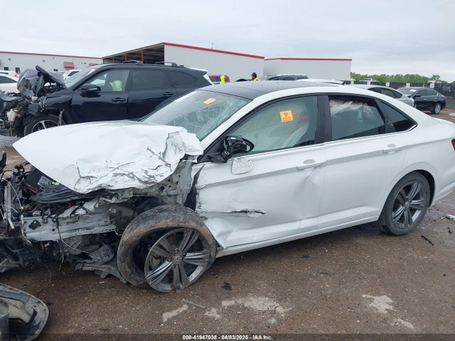 3VWC57BUXMM017430 Volkswagen Jetta 1.4t R-line/1.4t S/1.4t Se