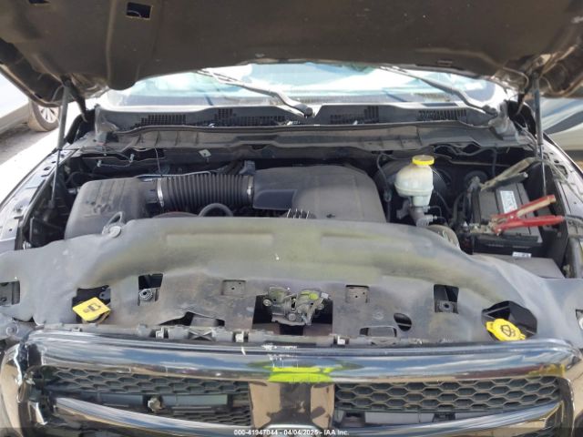 1C6RR6FG1HS524804 RAM 1500 Express  4x2 6'4 Box