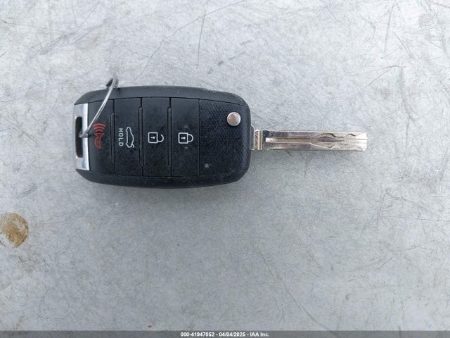 5XXGM4A75FG430460 KIA Optima Lx