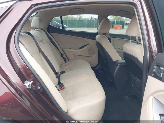 5XXGM4A75FG430460 KIA Optima Lx