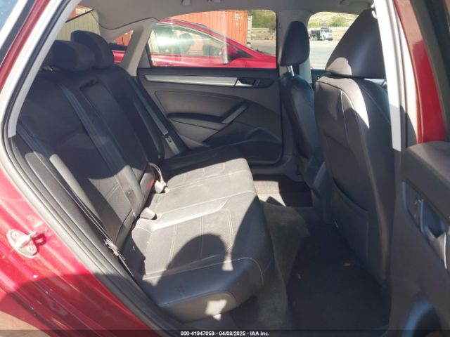 1VWAT7A3XFC117991 Volkswagen Passat 1.8t Limited Edition