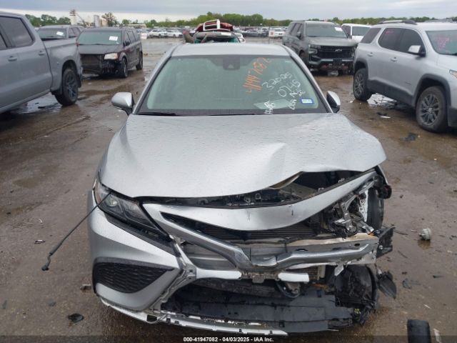 4T1G11AKXNU697576 Toyota CAMRY SE