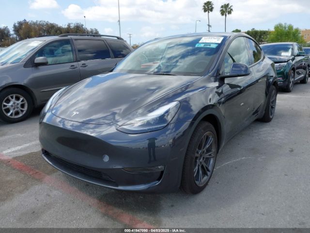 7SAYGAEE1SF262383 Tesla Model Y Long Range Dual Motor All-wheel Drive