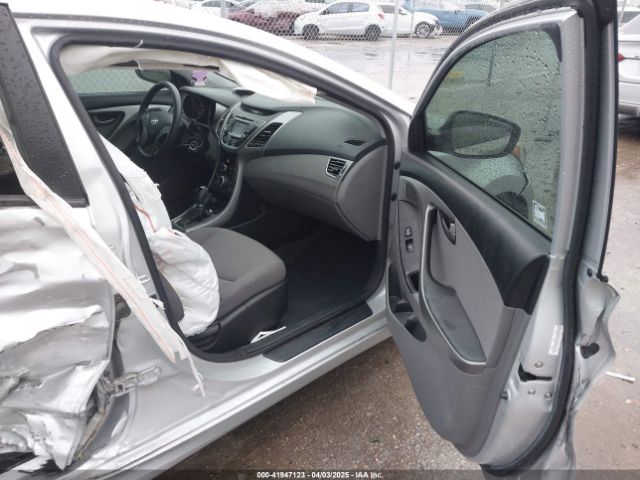 KMHDH4AE5EU040386 Hyundai ELANTRA SE