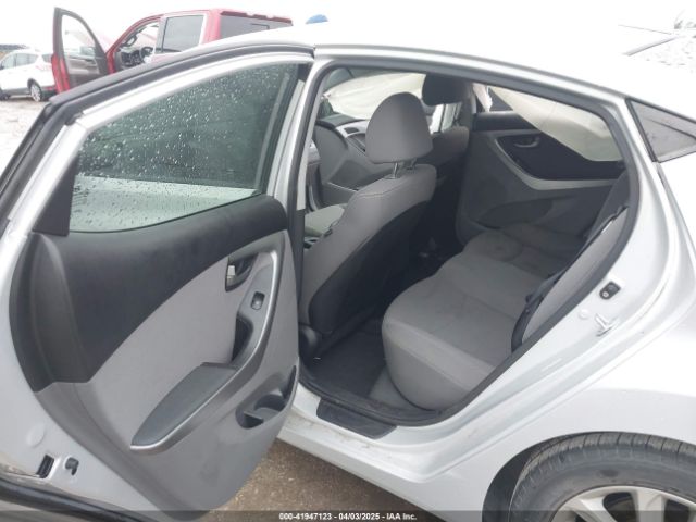 KMHDH4AE5EU040386 Hyundai ELANTRA SE