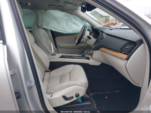 YV4A22PK4M1748264 Volvo Xc90 T6 Momentum 7 Passenger