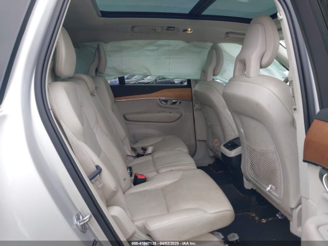 YV4A22PK4M1748264 Volvo Xc90 T6 Momentum 7 Passenger
