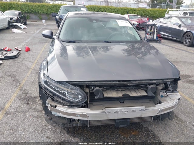 1HGCV1F13KA135184 Honda ACCORD LX
