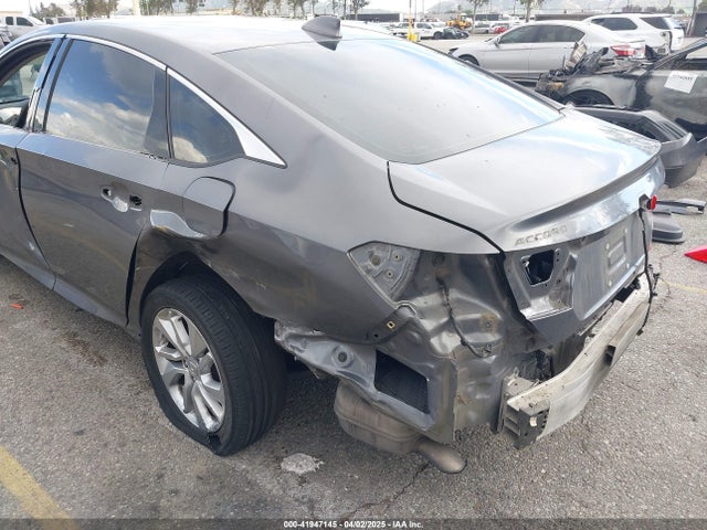 1HGCV1F13KA135184 Honda ACCORD LX