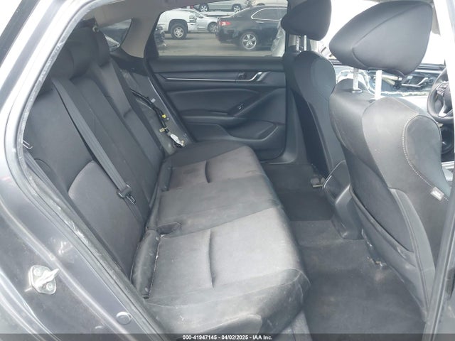1HGCV1F13KA135184 Honda ACCORD LX