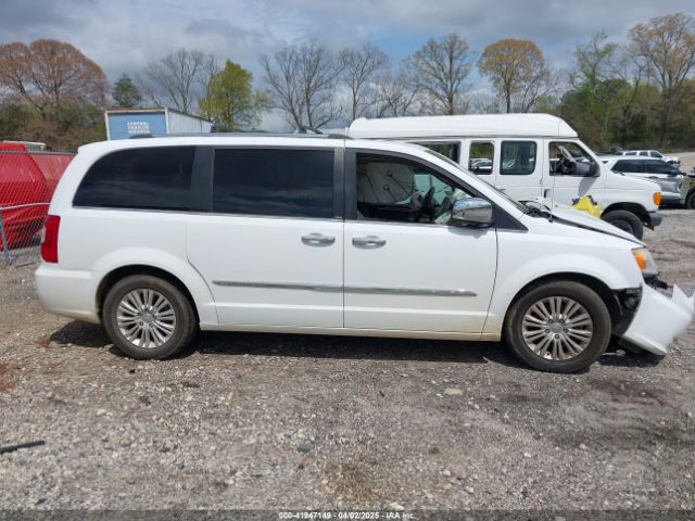 2C4RC1GG9ER116141 Chrysler Town & Country Limited
