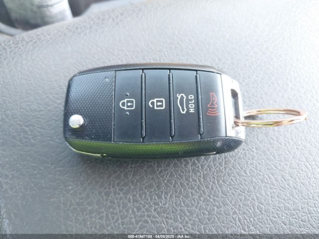 2020 KIA OPTIMA 5XXGT4L32LG422177 Photo 10