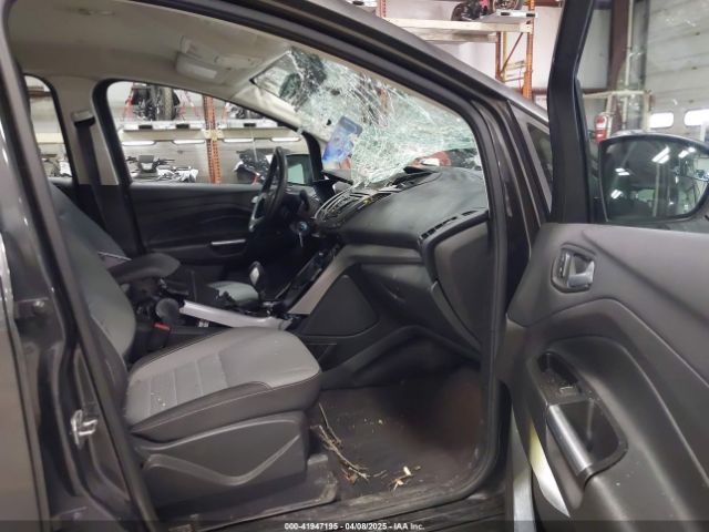 1FADP5AU6GL109587 Ford C-max Hybrid Se
