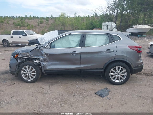 JN1BJ1AVXMW308661 Nissan Rogue Sport S Fwd Xtronic Cvt