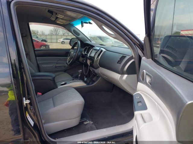 5TFJU4GN7EX061460 Toyota Tacoma Prerunner V6