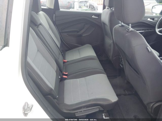 1FADP5AU2GL111806 Ford C-max Hybrid Se