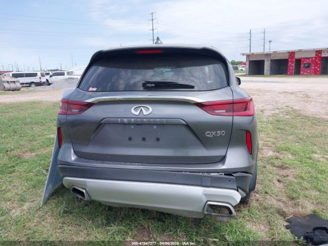 3PCAJ5BA8NF120450 Infiniti Qx50 Luxe