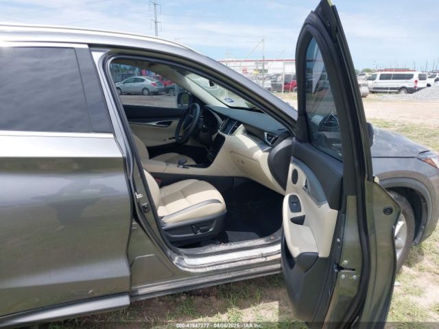 3PCAJ5BA8NF120450 Infiniti Qx50 Luxe
