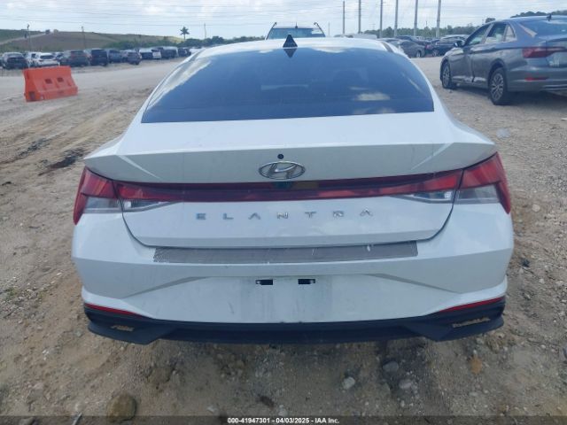5NPLM4AG5MH022282 Hyundai ELANTRA SEL