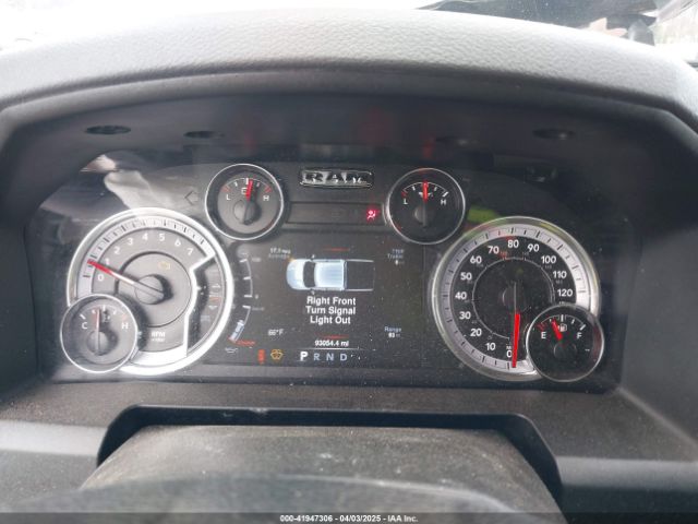 1C6RR7FG2LS145163 RAM 1500 Classic Tradesman  4x4 6'4 Box