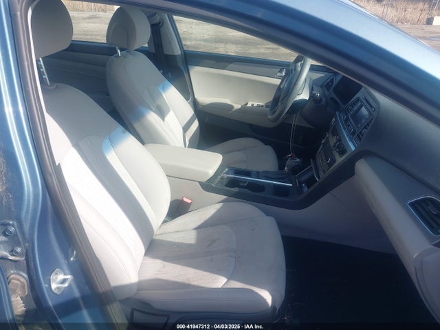 Aukcja sprzedaży 2016 Hyundai Sonata Hybrid Se, vin: KMHE24L13GA037586, numer aukcji: 41947312