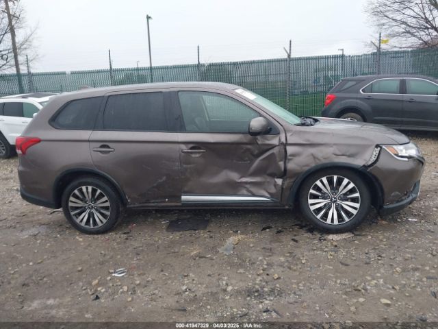 JA4AD3A32KZ005793 Mitsubishi Outlander Se