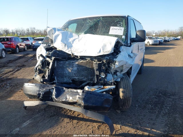 1GCWGAF15K1247152 Chevrolet Express 2500 Work Van