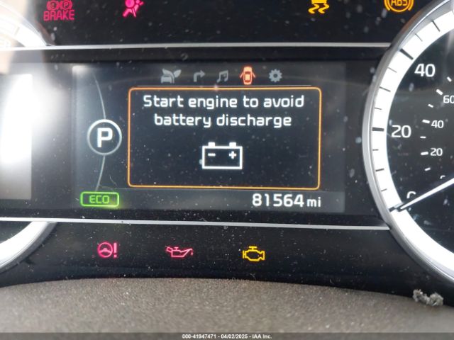 KNDCC3LC2H5068049 KIA NIRO EX