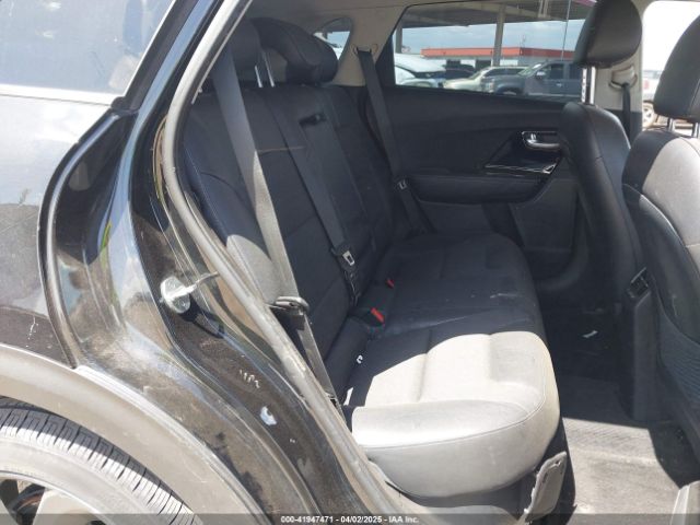 KNDCC3LC2H5068049 KIA NIRO EX