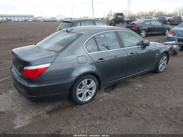 2010 BMW 528I WBANV1C58AC389360 Photo 3