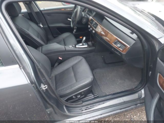 2010 BMW 528I WBANV1C58AC389360 Photo 4
