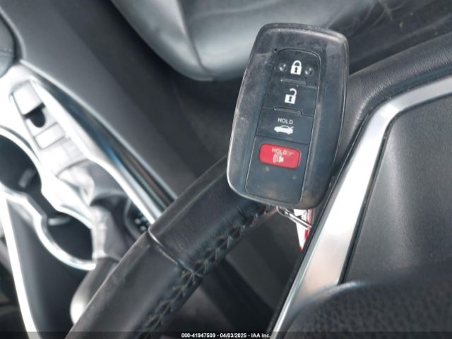 4T1B61HKXJU129601 Toyota CAMRY XSE