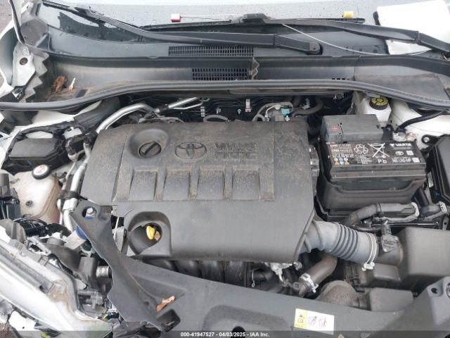 NMTKHMBX7LR118453 Toyota C-HR LE