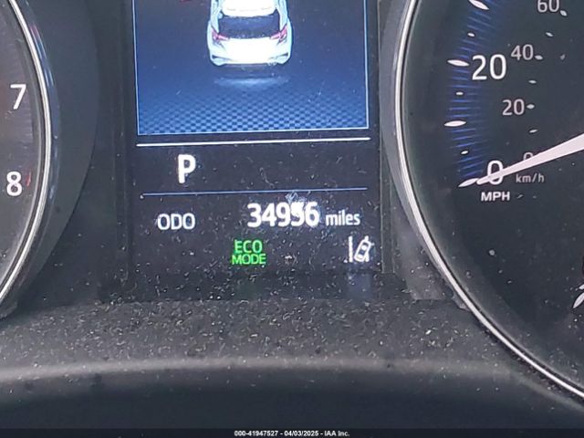 NMTKHMBX7LR118453 Toyota C-HR LE
