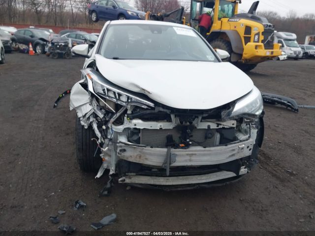 NMTKHMBX7LR118453 Toyota C-HR LE