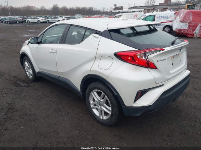NMTKHMBX7LR118453 Toyota C-HR LE