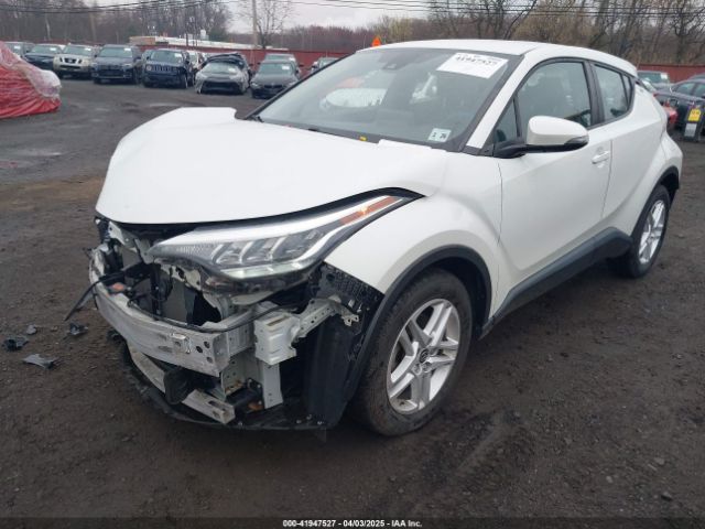 NMTKHMBX7LR118453 Toyota C-HR LE