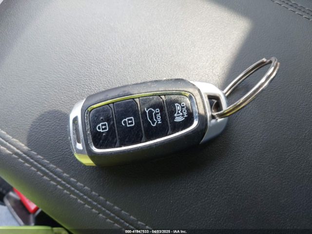 5NMS33AD8LH214712 Hyundai Santa Fe Sel