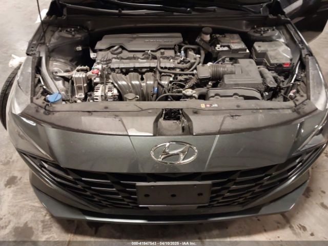 5NPLS4AG3PH118177 Hyundai ELANTRA SEL