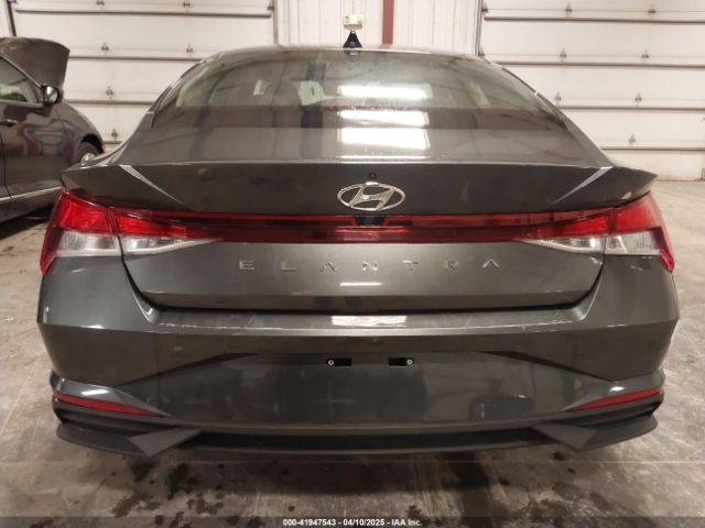 5NPLS4AG3PH118177 Hyundai ELANTRA SEL