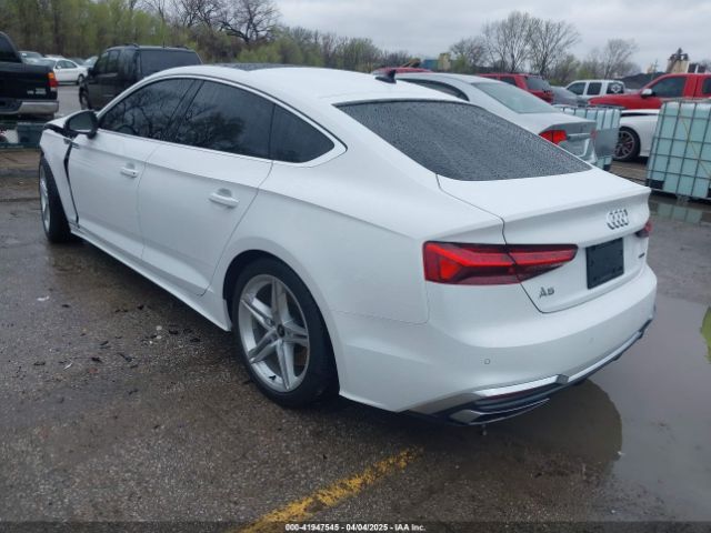 2022 AUDI A5 SPORTBACK WAUFACF57NA033636 Photo 2